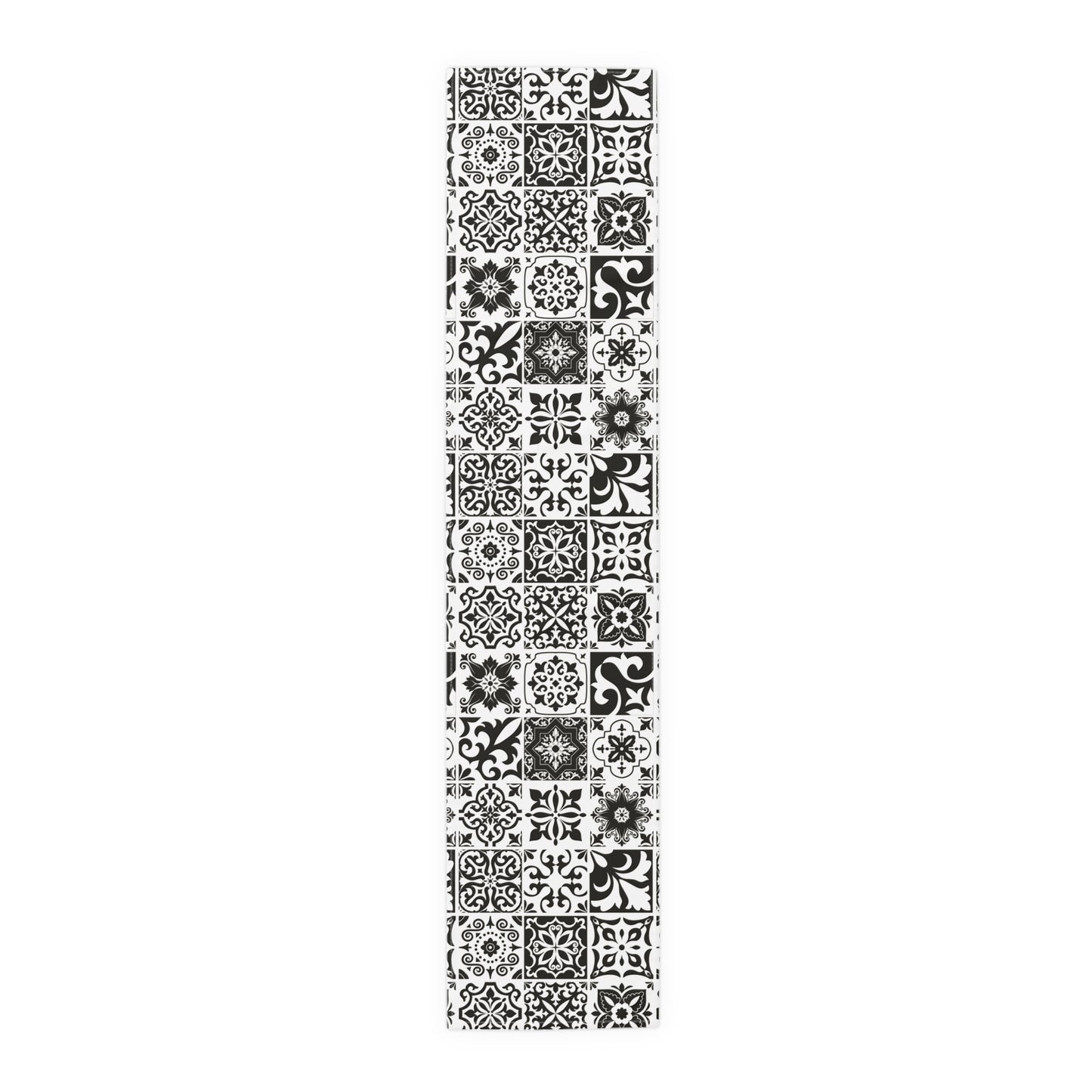 Preto Table Runner