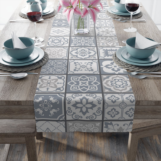 Cinzento Table Runner