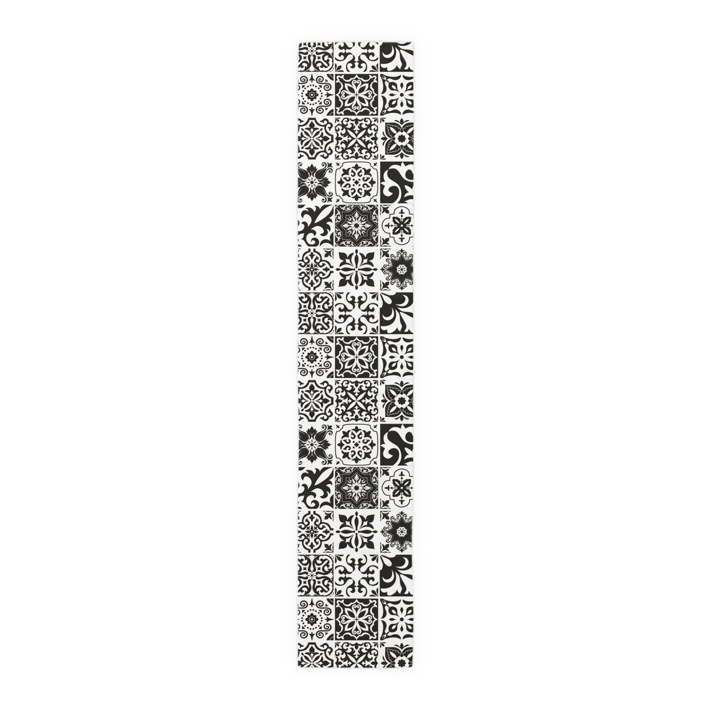 Preto Table Runner