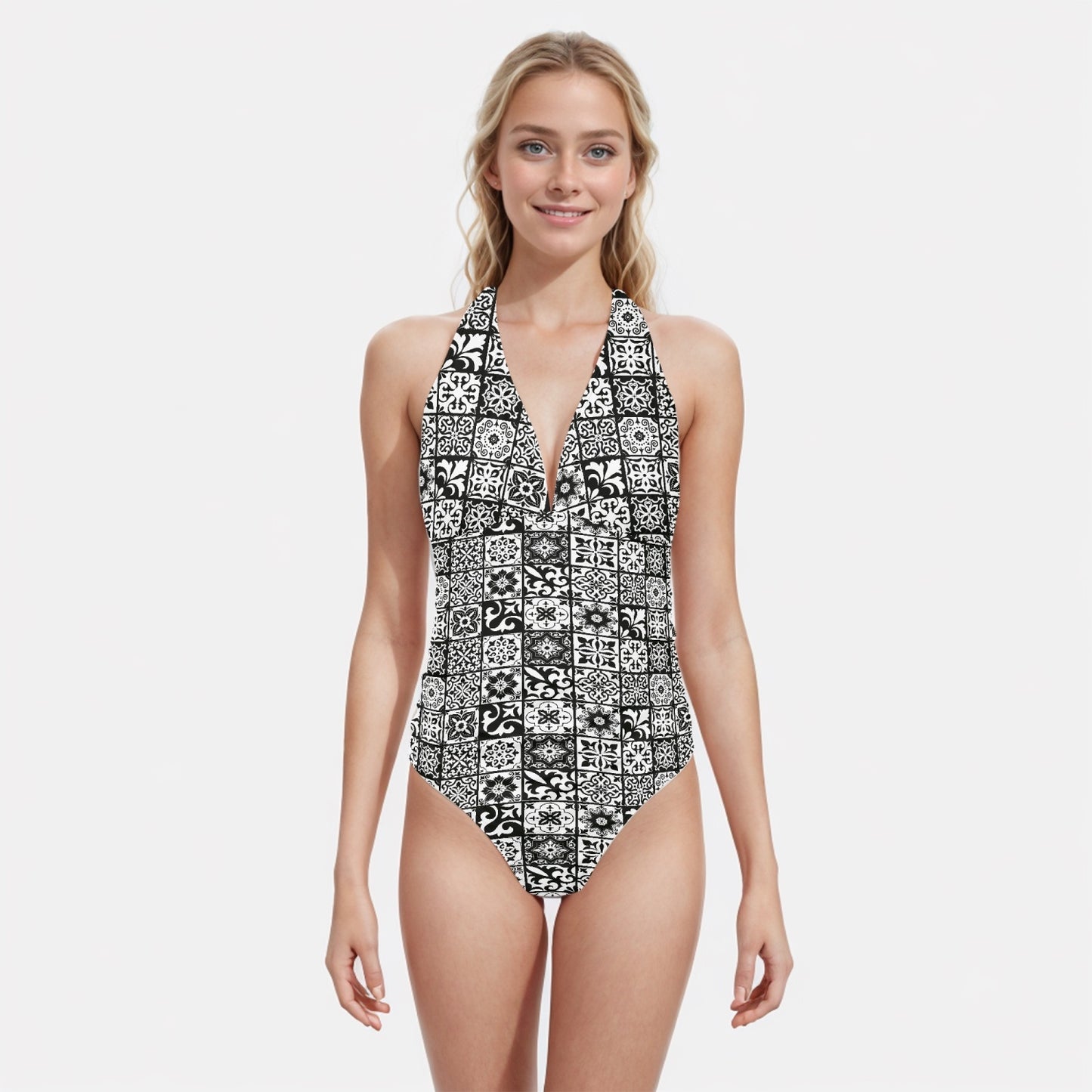 Preto Women's One-Piece Halter Top Swimsuit