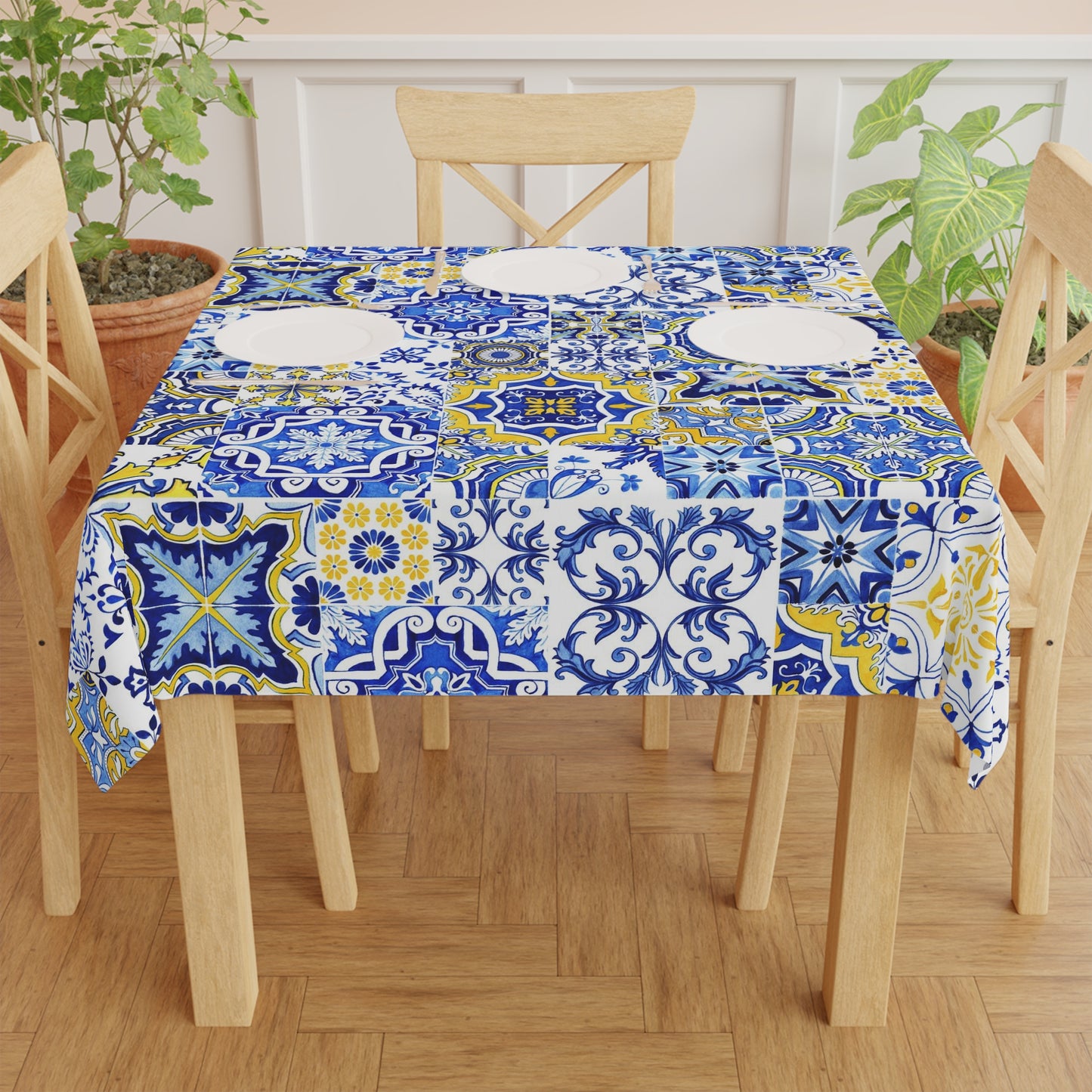 Tradicional Square Tablecloth