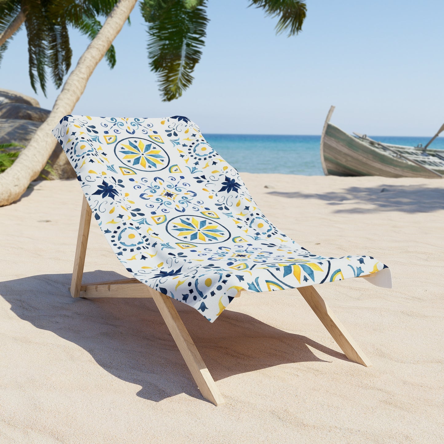 Sol e Lua Beach Towel