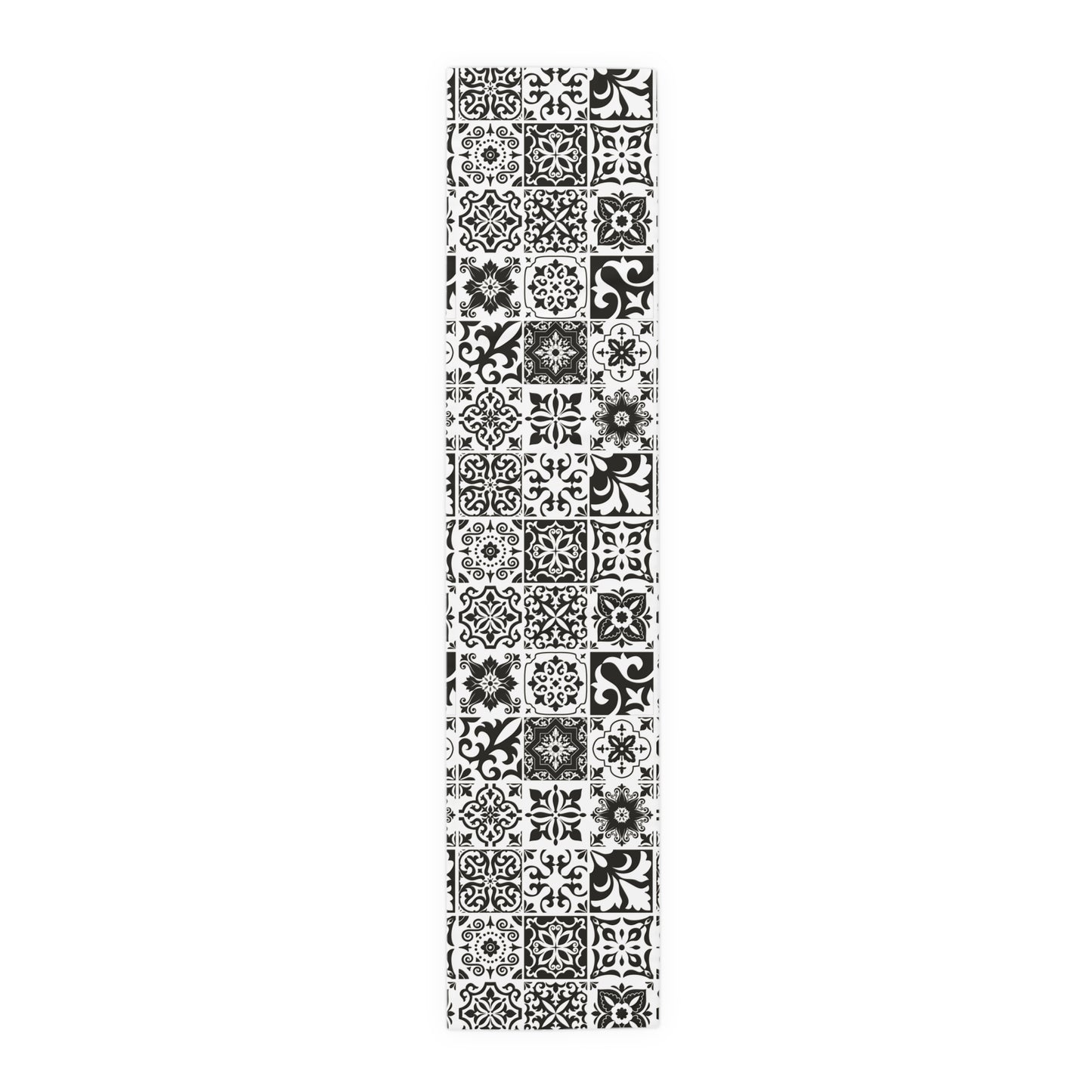 Preto Table Runner