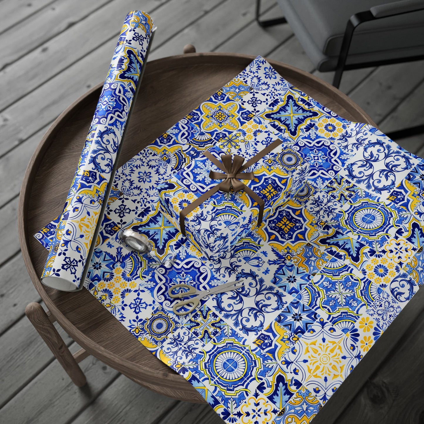 Tradicional Wrapping Paper