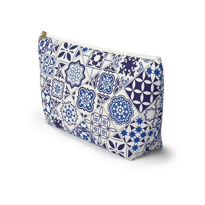 Azul Accessory Pouch w T-bottom