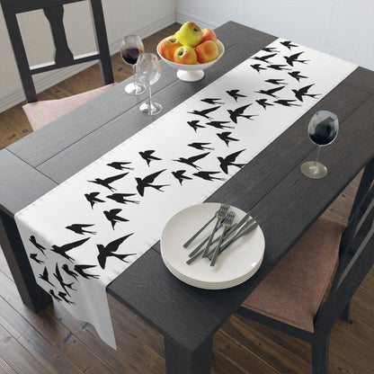 Andorinhas Table Runner