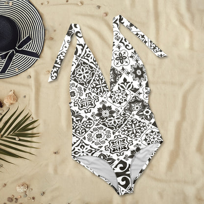 Preto Deep V One Piece